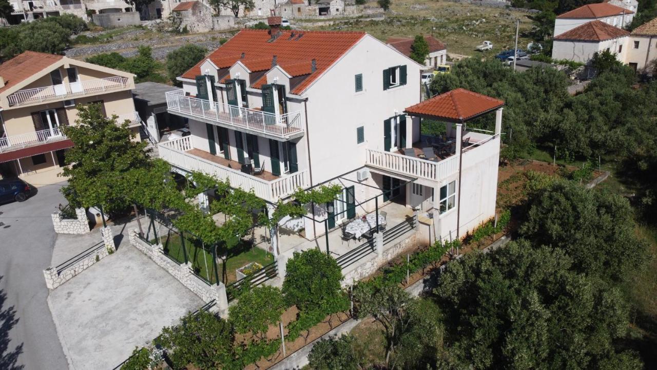 Apartments Kola Banići Exterior foto